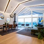 Enter Luxury Lejlighedshotel 4*