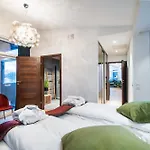 Enter - Exclusive Aparthotel